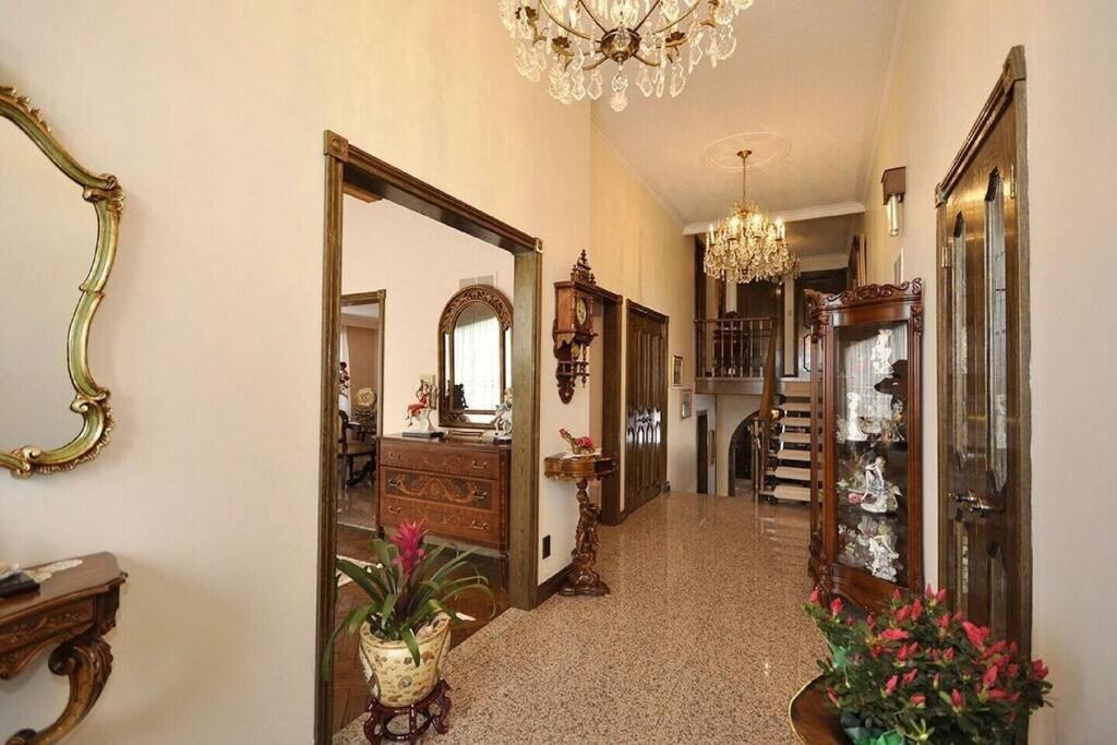 A Stunning Chalet Style Home Toronto Camera foto